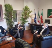 Il Presidente Antonio Tajani annuncia l’apertura dello sportello dei finanziamenti europei in provincia di Frosinone. I Consiglieri Quadrini e Ferdinandi soddisfatti perché portavoce di questa esigenza.